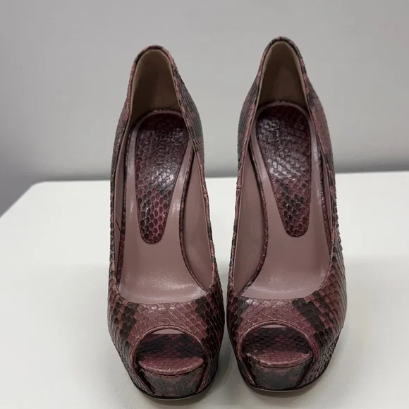 GUCCI PINK BLACK SNAKESKIN OPEN TOE PLATFORM PUMPS SIZE 36 EXCELLENT COND - Picture 12 of 12